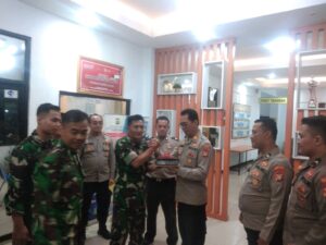 Koramil 08 Johar Baru Berikan Ucapan Hari Bhayangkara Ke 78 Tahun 2024