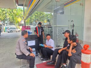 Aiptu Teguh Yuliyanto Melaksanakan Kunjungan SPBU Hang Lekir Kelurahan Gelora