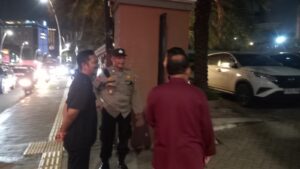 Aiptu Djoko HP Kapolsubsektor Cikini Sambangi Kantor Muhammadiyah Menteng