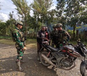 Perkuat Komunikasi dengan Masyarakat Titigi, Papua untuk Menciptakan Rasa Aman dan Nyaman