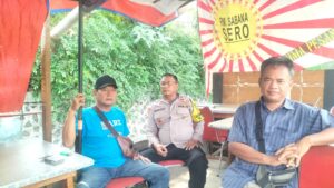 Patroli Wilayah dan Sambang Dislogis Bhabinkamtibmas Kelurahan Johar Baru