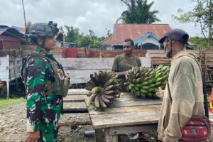 Program Borong Hasil Kebun Masyarakat Desa Mumugu Batas Batu, Papua