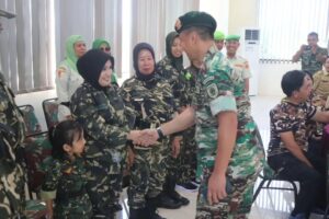 Divif 3 Kostrad Gelar Kegiatan Komunikasi Sosial dengan Keluarga Besar TNI di Pakatto