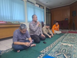 Pengajian Yasin dan Tahlil Bersama Bhabinkamtibmas Menteng dan Anggota PPSU