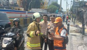 Layani Masyarakat Dengan Penuh Rasa Keikhlasan 