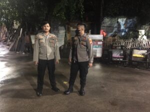 Patroli Polsek Johar Baru Antisipasi Tawuran Hingga Dini Hari
