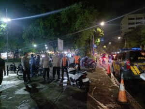 Polsek Sawah Besar Patroli bersama Tiga Pilar.