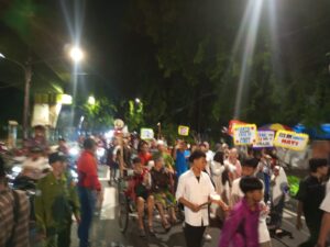 Polsek Sawah Besar Kawal Pawai Obor di Wilayah Kelurahan Mangga Dua Selatan