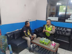 Sambang Ke Kediaman Warga Aiptu Yuswanto Sampaikan Imbauan Kamtibmas