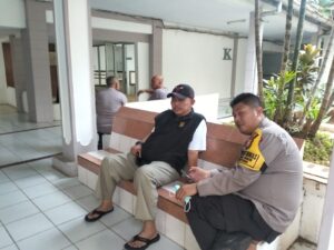Peduli Terhadap Anggota Pokdarkamtibmas Menteng