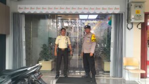 Patroli dan Sambang Dialogis Bhabinkamtibmas Johar Baru Imbau Petugas Security Bank