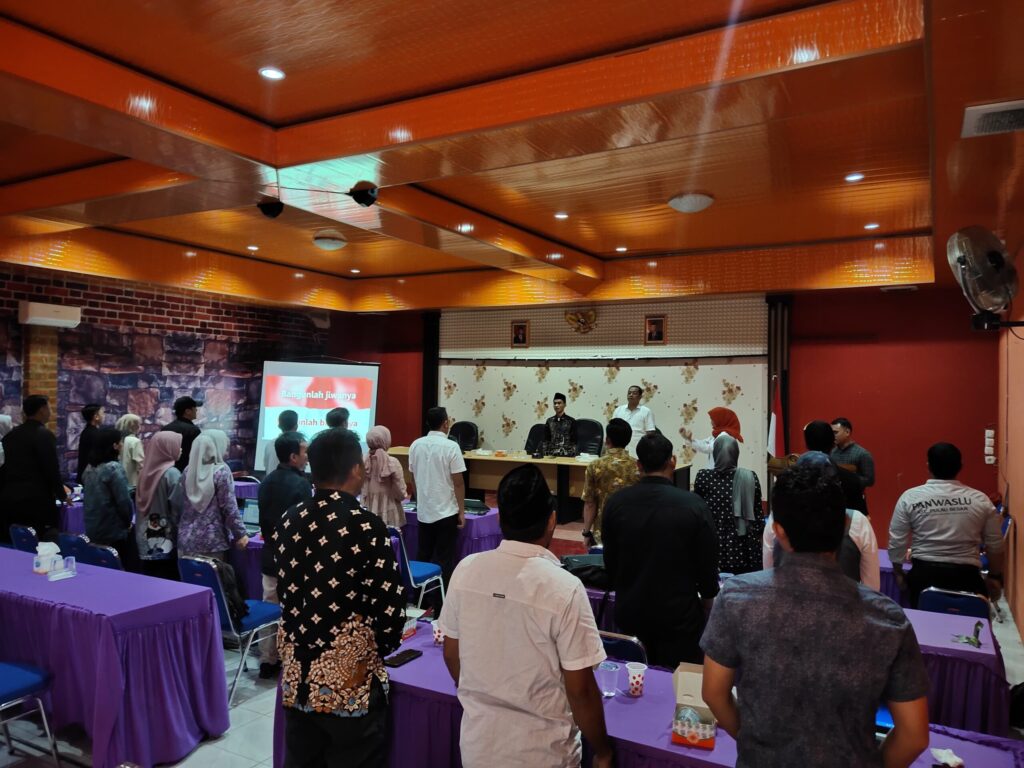 Optimalisasi Pengawasan Coklit Pemilu 2024: Bawaslu Gelar Rapat Bersama Panwascam