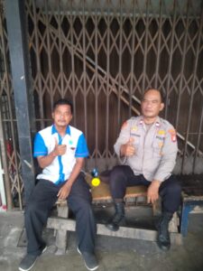 Patroli Dialogis Kapolsubsektor Galur Sampaikan Imbauan Kamtibmas Ke Warga