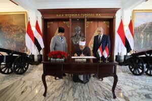 Menhan Prabowo Sambut Grand Syekh Al Azhar Prof. Ahmed di Kemhan