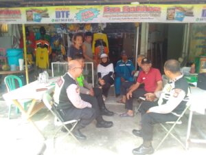 Patroli Siang Hari Dan Sambang Tokoh Masyarakat
