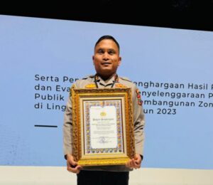 Kapolri Berikan Kado Terakhir AKBP Feri Sitorus, Polres Minsel Raih Penghargaan Pelayanan Prima versi PEKPPP Nasional