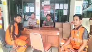 Koordinasi dan Pembinaan PPSU dengan Satpol. PP. Bhabinkamtibmas Kelurahan Johar Baru.