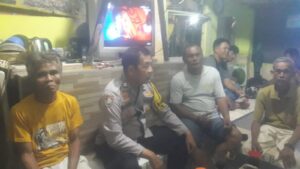 Patroli Dialogis Dan Sambang Warga Bhabinkamtibmas Kelurahan Tanah Tinggi