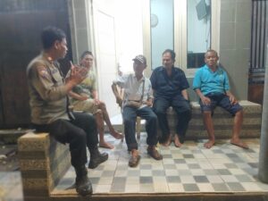 Patroli Wilayah dan Sambang Warga Bhabinkamtibmas Kelurahan Galur