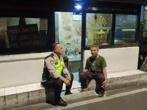 Aiptu Yuswanto Sambangi Pos Kamling