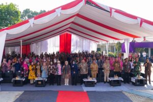 Kunker ke Lebak, Ketum Pembina Posyandu Minta Kader Mampu Terapkan Enam SPM