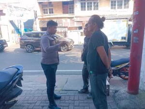 Patroli Dialogis Anggota Unit Binmas Polsek Cempaka Putih