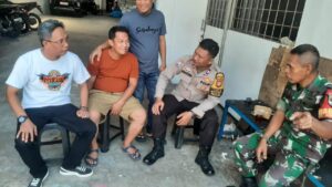 Bhabinkamtibmas Dan Babinsa Sambangi Warga RW 06 Kelurahan Kebon Kacang