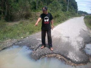 Jalan Rusak Parah, Warga Koto Petai Sebut tak Ada Perhatian Pemerintah 