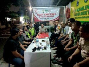 Ngopi Kamtibmas Di Pos Satkamling