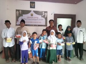 Pemerintah Desa Ci jengkol kecamatan caringin meyantuni 45 anak yatim piatu