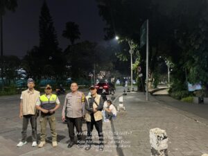 Menindaklanjuti Laporan Pengaduan Warga Jalan Teuku Umar.