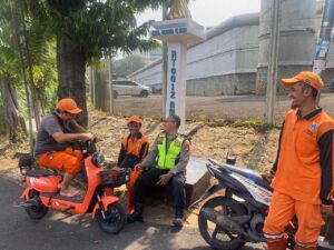 Aiptu Yuswanto Sampaikan Imbauan Ke Petugas PPSU