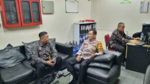 Kunjungan Aiptu Suparmin Ke Gedung Menara Batavia