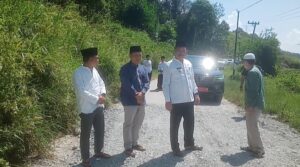 PJ Bupati Bersama Dinas PUPR Tinjau Langsung di Jalan Koto Petai