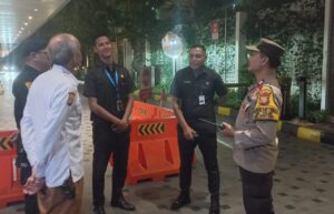 Patroli Apartemen Menteng Berikan Imbauan Kamtibmas
