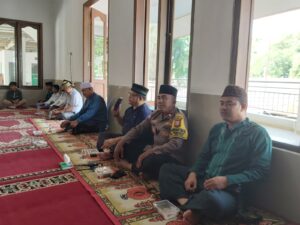 Menghadiri Acara Tahun Baru Hijriah 1446 H dan Santunan Anak Yatim Masjid Jami Al-Musyarrofah