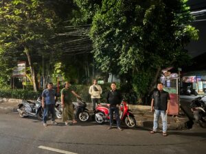 Unit Reskrim Polsek Johar Baru Patroli Mobile dan Strong Points Berikan Keamanan Masyarakat