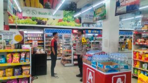Patroli Dialogis dan Sambang Ke Alfamidi