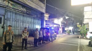 Patroli Wilayah Polsek Johar Baru Antisipasi Tawuran Dan Bubarkan Anak-anak Nongkrong.