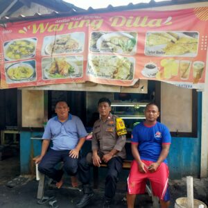 Sambang Dialogis Bhabinkamtibmas Kelurahan Galur dengan Ketua RW dan Warga.
