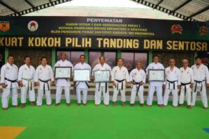 Pangdivif 2 Kostrad Dianugerahi Dan Kehormatan Inkai