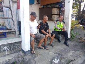 Patroli Dialogis Siang Hari Kapolsubsektor Rawasari