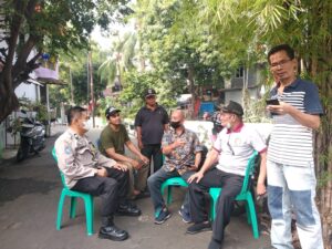 Bhabinkamtibmas Kelurahan Paseban Melaksanakan Kegiatan Sambang Dan Patroli Dialogis Kepada Tokoh Masyarakat