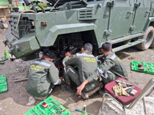 Tim Asistensi Teknis J-force dan Pal Kostrad Berhasil Laksanakan Perbaikan Kendaraan ILSV di Intan Jaya Sugapa