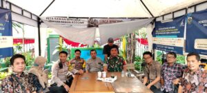 Bhabinkamtibmas Kelurahan Kebon Kosong Melaksanakan Kegiatan Sambang Dan Patroli Dialogis
