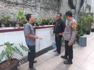 Aiptu Suhartono Sambangi Wilayah RW 07 Kelurahan Kebon Kacang