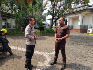 Bhabinkamtibmas Kunjungi Restro Apartemen Paviliun