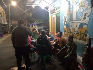 Hendak Tawuran Di Jakpus, Polisi Amankan 13 Remaja 2 Celurit Disita
