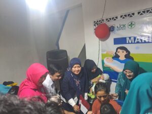 Pencanangan Pekan Imunisasi Nasional (PIN) Polio 2024 Di GIM (Gedung Interaksi Masyarakat) Kelurahan Tanah Tinggi