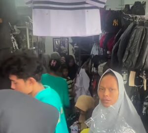 Jelang Masuk Sekolah, Toko Seragam Di Cirebon Diserbu Emak-Emak